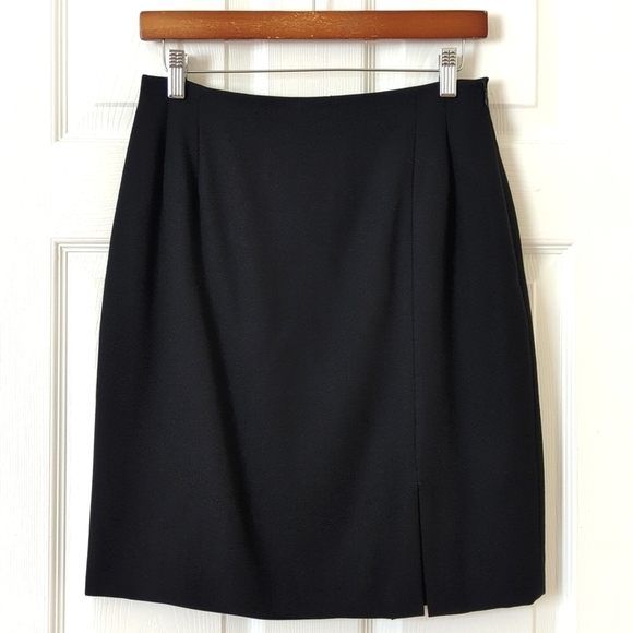 Liz Claiborne 90's Vintage 100% Wool High Waisted A-Line Mini Skirt Black 10P - Picture 1 of 8